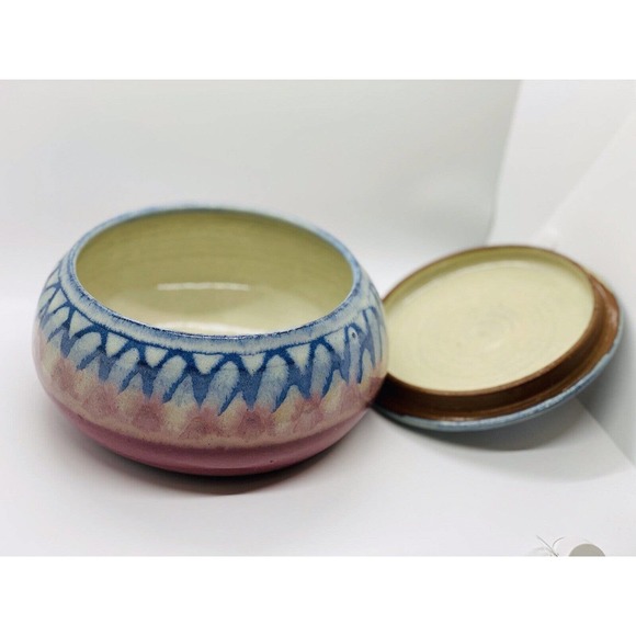 Studio Art Pottery Red Clay Serving Dish w/Lid Pink/blue Ombre Artist signed Lee - Picture 5 of 11